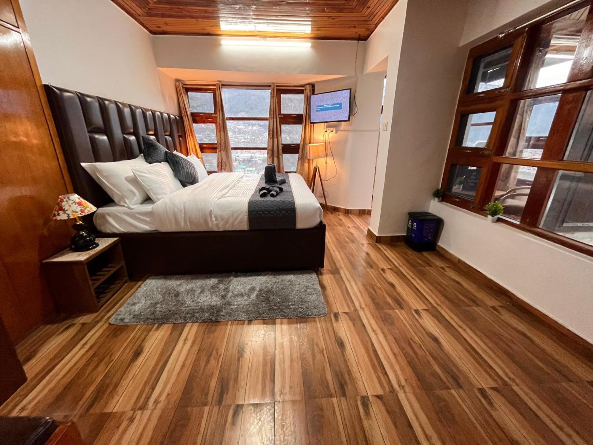 Himalayan River Mountain View 2 Bedrooms Cottage, Manali Екстер'єр фото