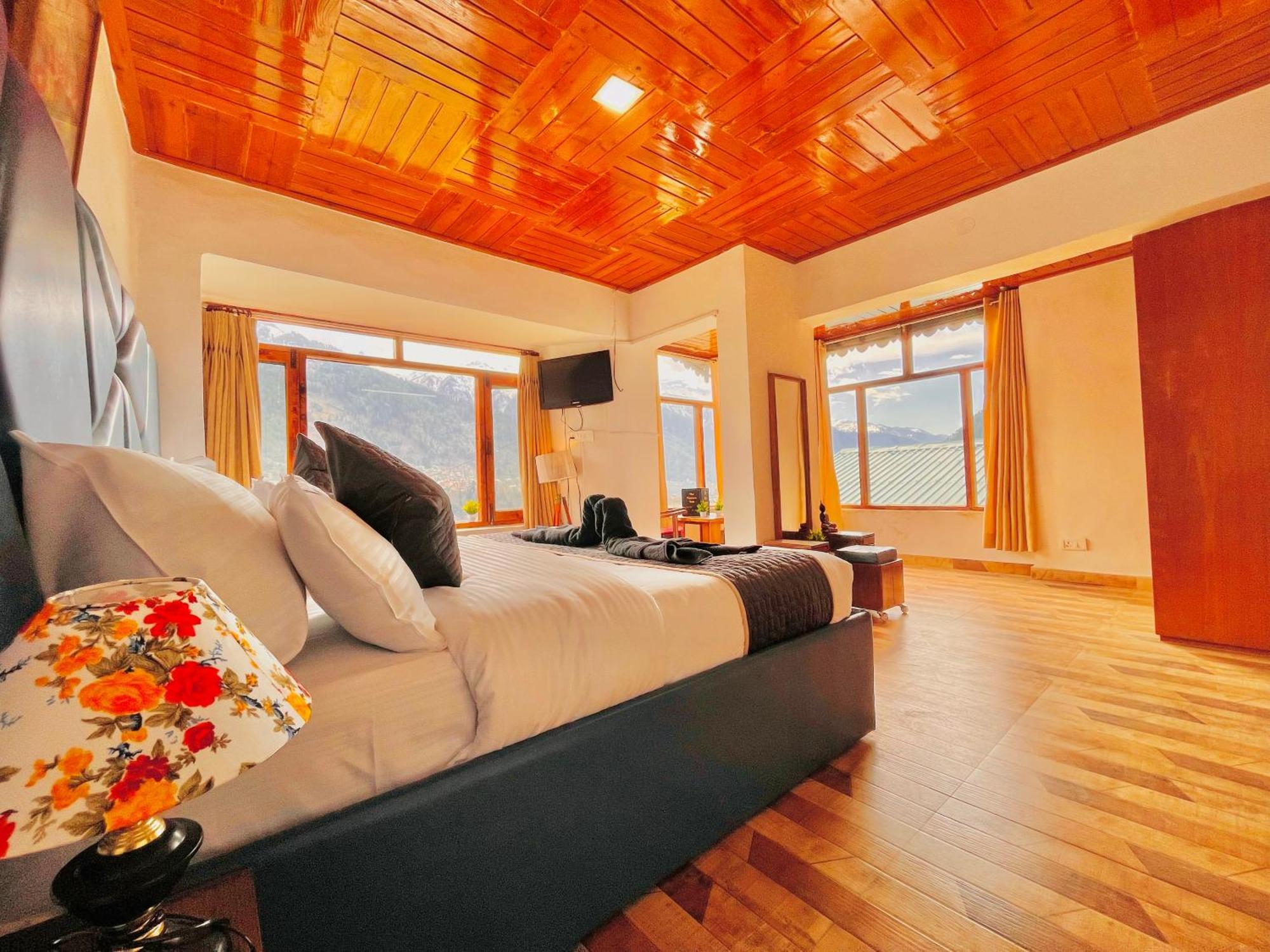 Himalayan River Mountain View 2 Bedrooms Cottage, Manali Екстер'єр фото